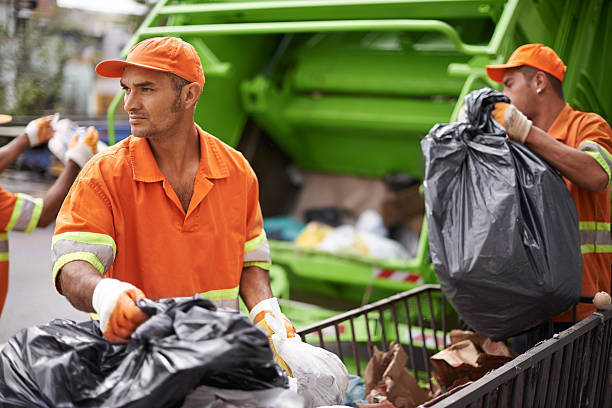 Best Construction Debris Removal  in Huntley, IL